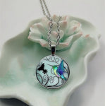 2018 New Blue Hummingbird Necklace Hummingbird Pendant Glass Bird Jewelry Art Glass Cabochon Necklace